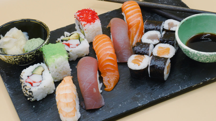 Nagoya Sushiplatte - Sushitaxi Göttingen - Lieferservice für asiatisches Essen in Göttingen & Rosdorf